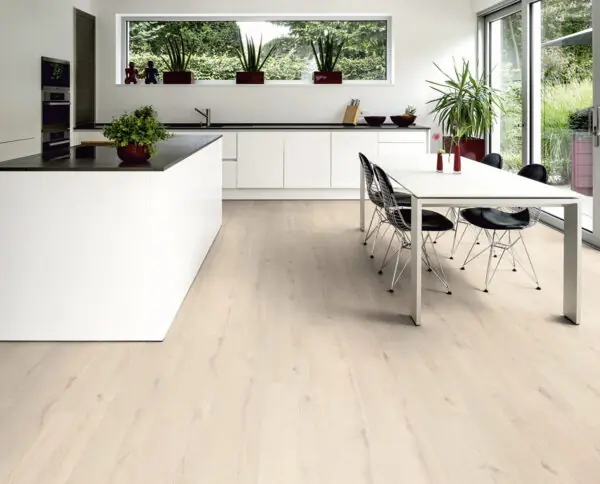Floer Bossen PVC Plak Gooiersbos Lichtgrijs Eiken Sfeer 3