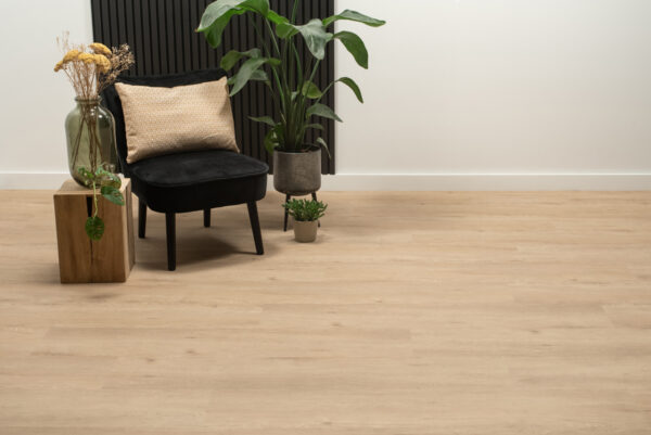 Floer Natuur Click PVC Garda Grijsbeige perspectief 2