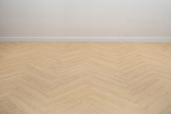 Floer Visgraat Click PVC Eems Natuur Eiken microvelling 1