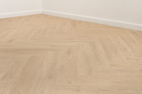 Floer Walvisgraat Click PVC Gaia Grijsbeige product perspectief