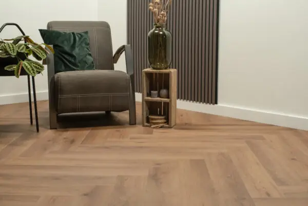 Floer Walvisgraat Click PVC Narwal Nootbruin sfeer perspectief
