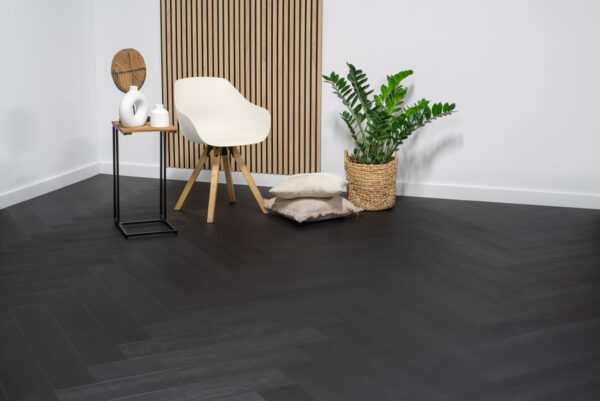 Floer Walvisgraat Click PVC Zwaardvis Zwart sfeer perspectief groot