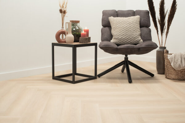 Floer Walvisgraat PVC Balein Beige sfeer perspectief zonderakupanel