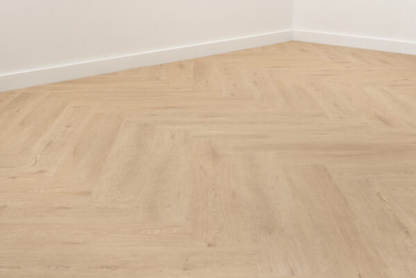 Floer Walvisgraat PVC Gaia Grijsbeige product perspectief