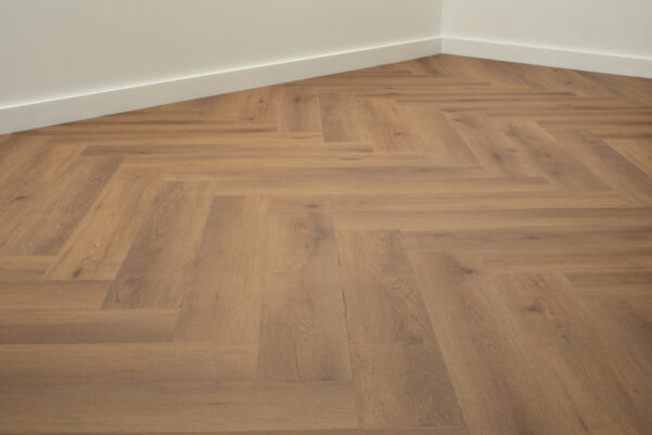 Floer Walvisgraat PVC Narwal Nootbruin product perspectief